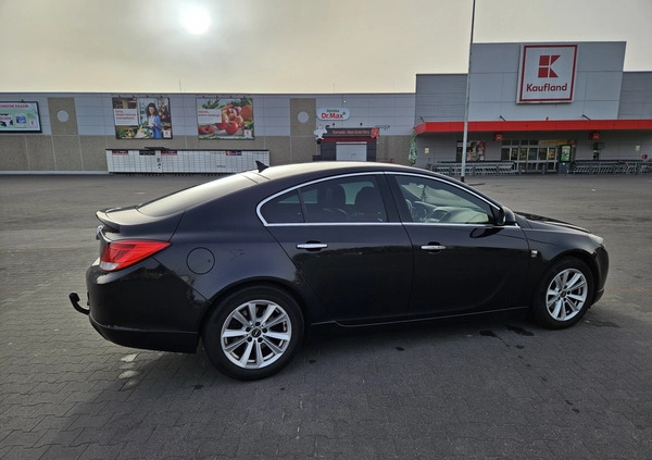 Opel Insignia cena 27900 przebieg: 225942, rok produkcji 2011 z Piła małe 596